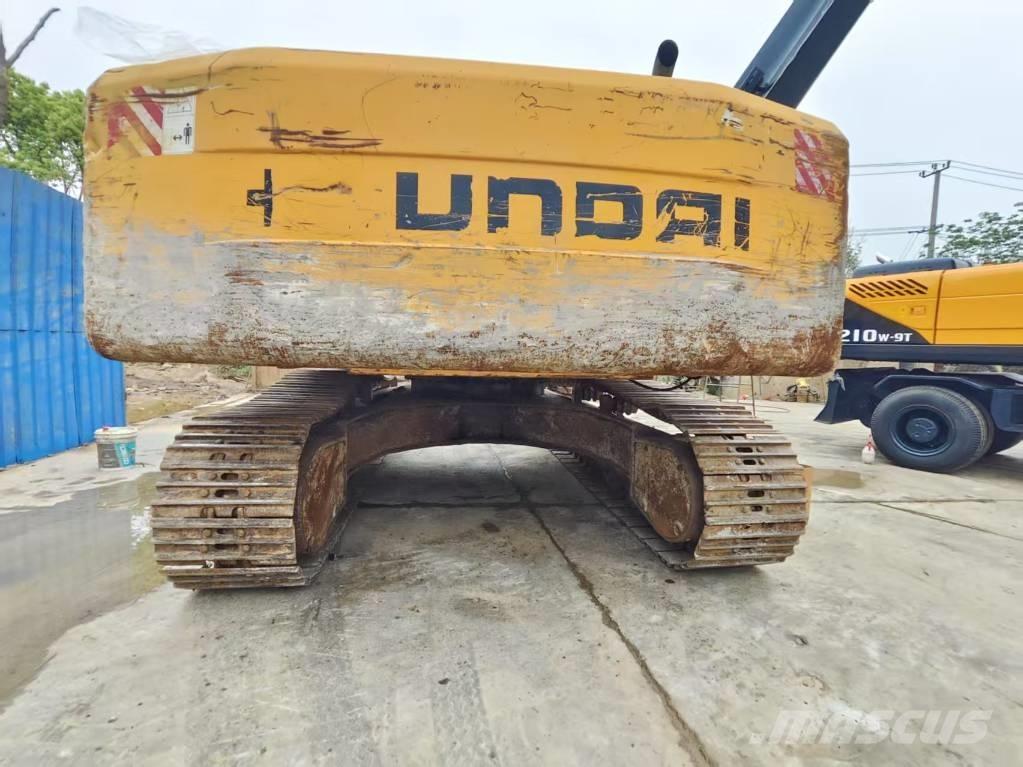 Hyundai R305LC Gravemaskiner på larvebånd