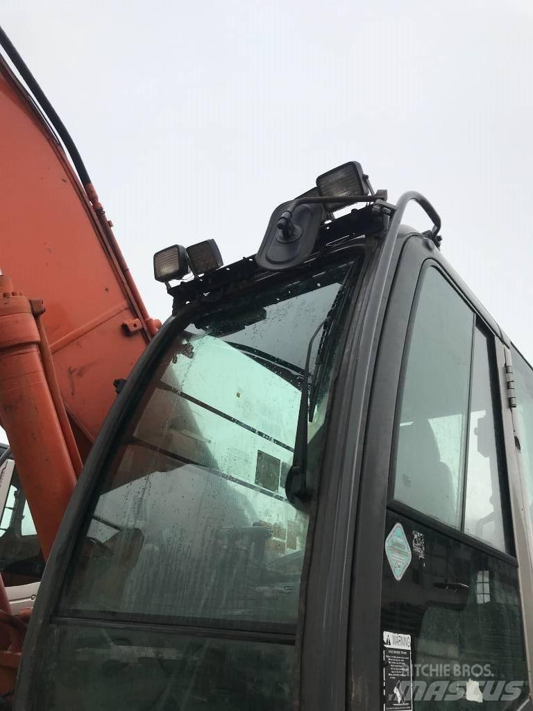 Hitachi ZX 280 Gravemaskiner på larvebånd