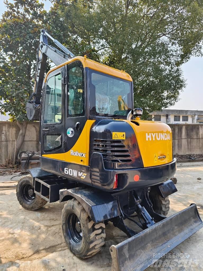 Hyundai Robex 60 W Gravemaskiner på hjul