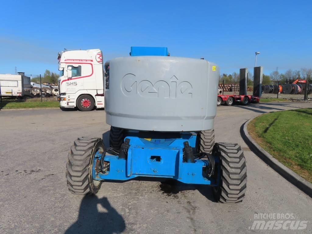 Genie Z 45/25 J Bomlifte med knækarm
