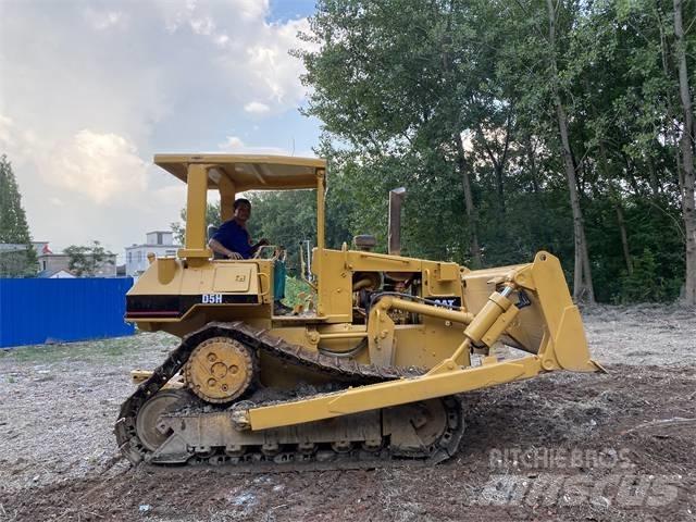 CAT D 5 H Bulldozer på larvebånd