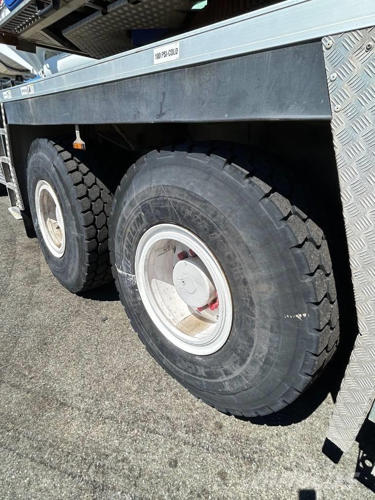 Tadano ATF 220 G-5 Kraner til alt terræn