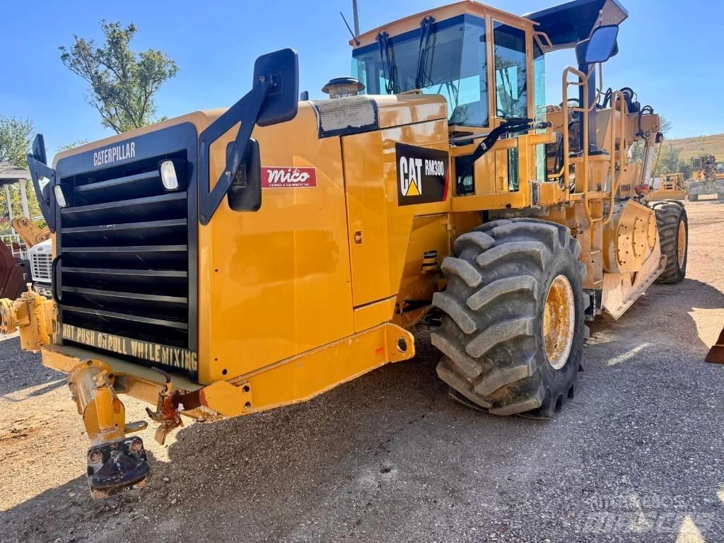 CAT RM 300 Asfaltrecyclere