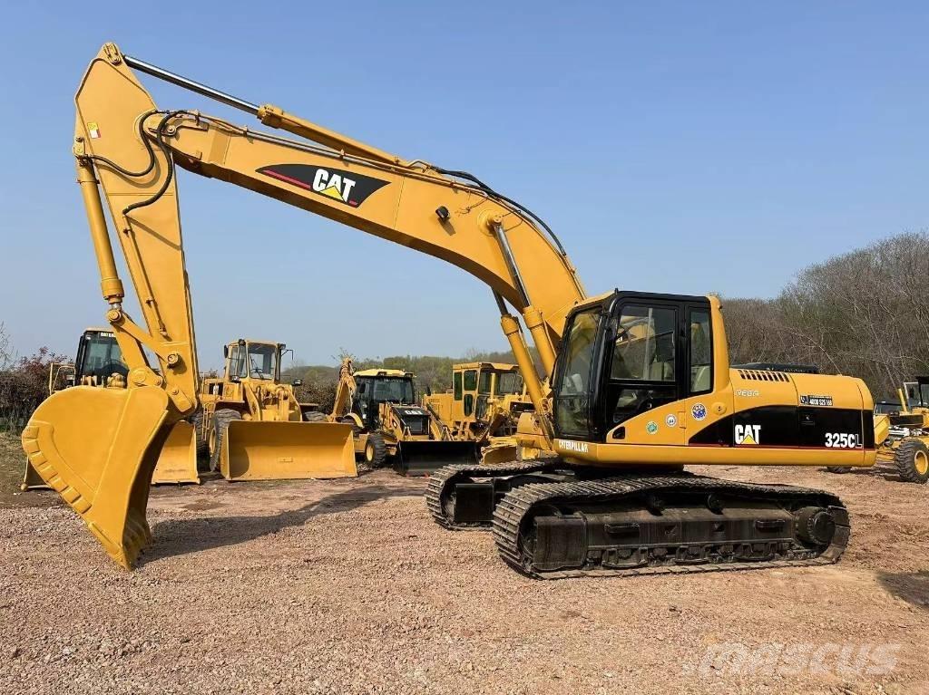 CAT 325CL Gravemaskiner på larvebånd