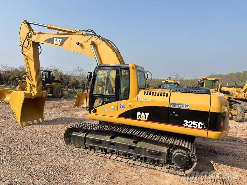 CAT 325CL Gravemaskiner på larvebånd
