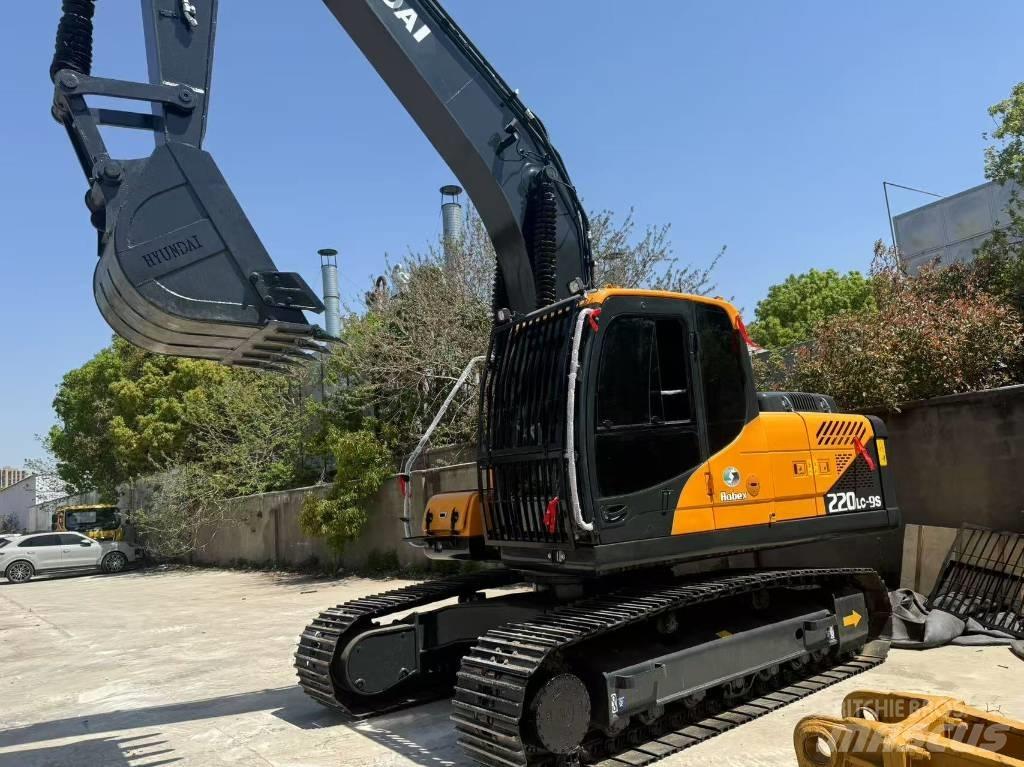 Hyundai R220LC-9S Gravemaskiner på larvebånd