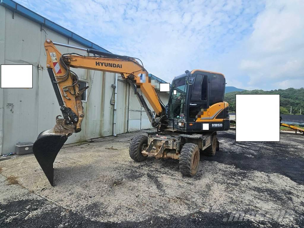 Hyundai HW60 Gravemaskiner på hjul