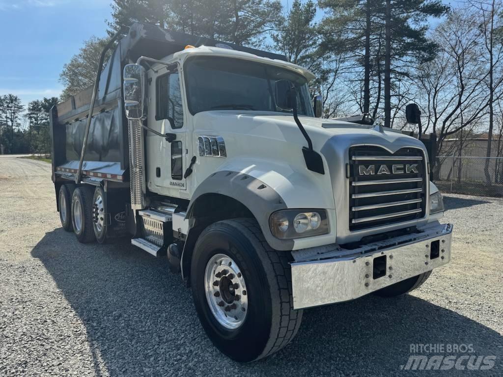 Mack GU433 Lastbiler med tip