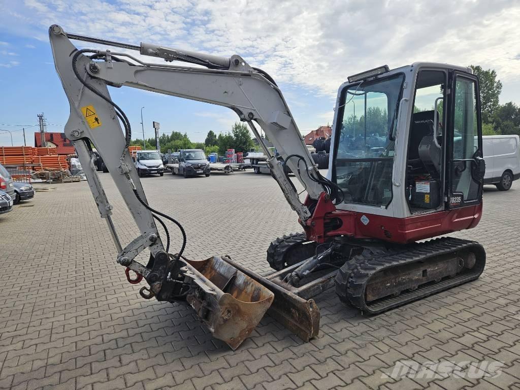Takeuchi TB 235 Minigravemaskiner