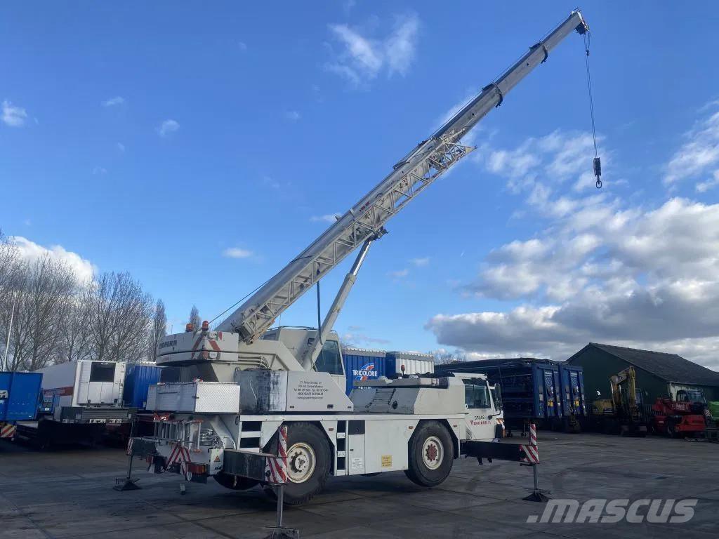 Liebherr LTM1030 Kraner til alt terræn