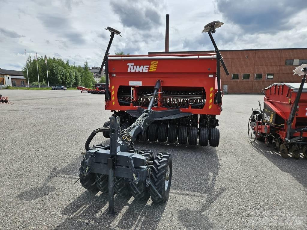 Tume Nova Combi 3000 Kombi-såmaskiner