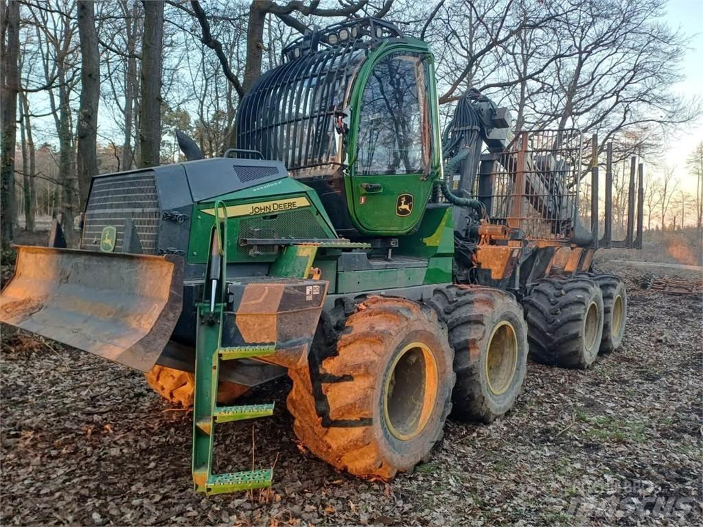 John Deere 1010 G Udkørselsmaskiner