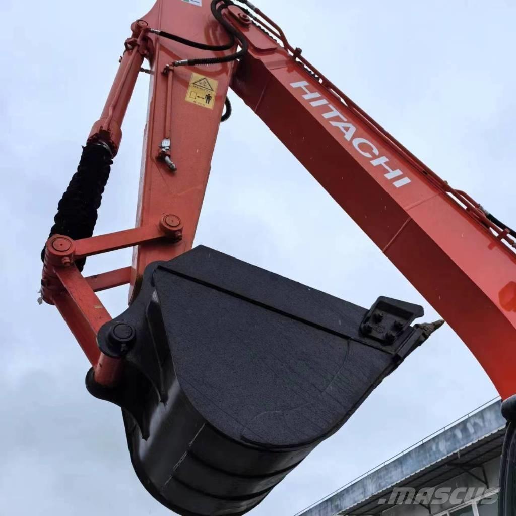 Hitachi ZX 120-3 Gravemaskiner på larvebånd