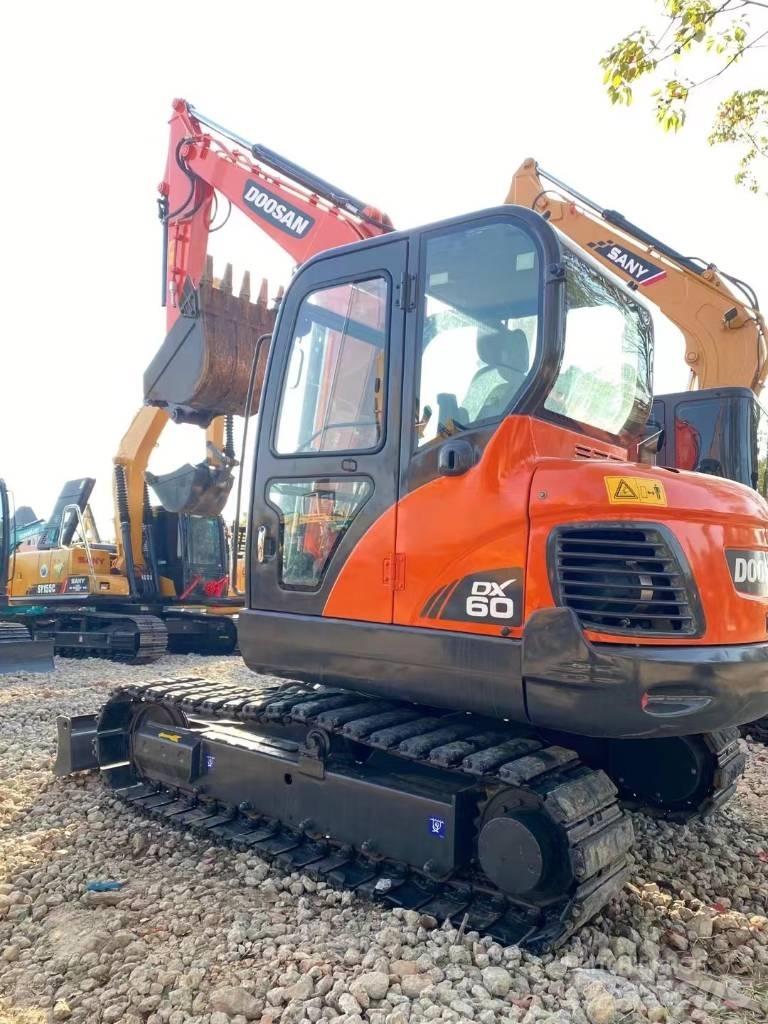 Doosan dx60 Gravemaskiner på larvebånd