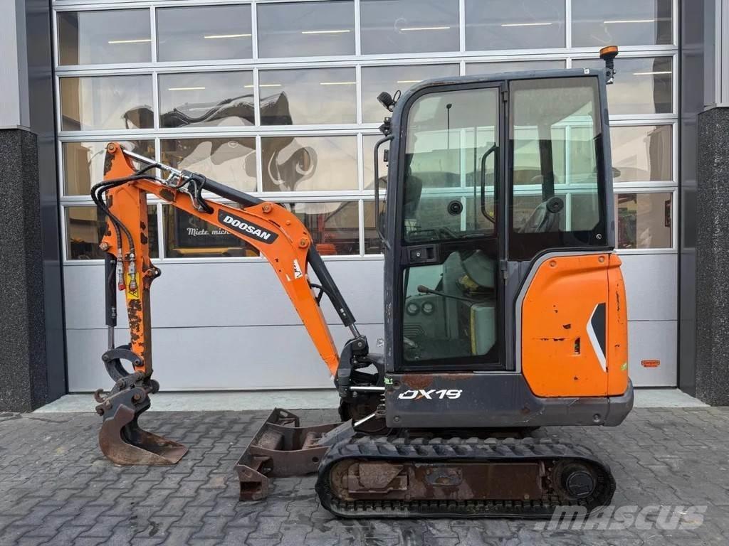Doosan DX19 Minigravemaskiner