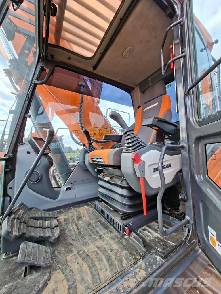 Doosan DX255LC-5 Gravemaskiner på larvebånd