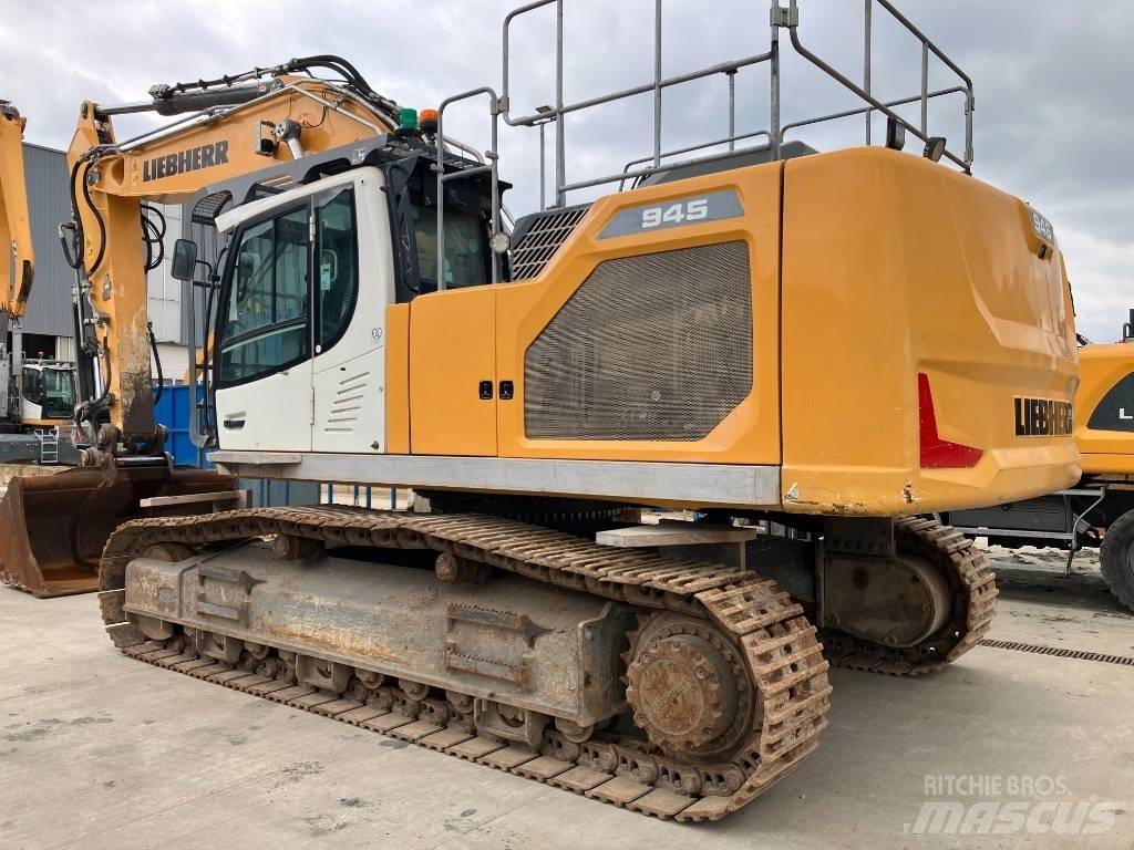 Liebherr R 945 Gravemaskiner på larvebånd