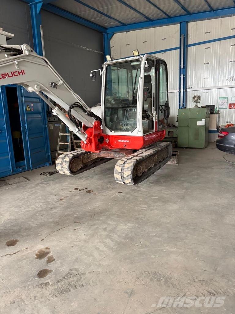 Takeuchi TB260 Minigravemaskiner