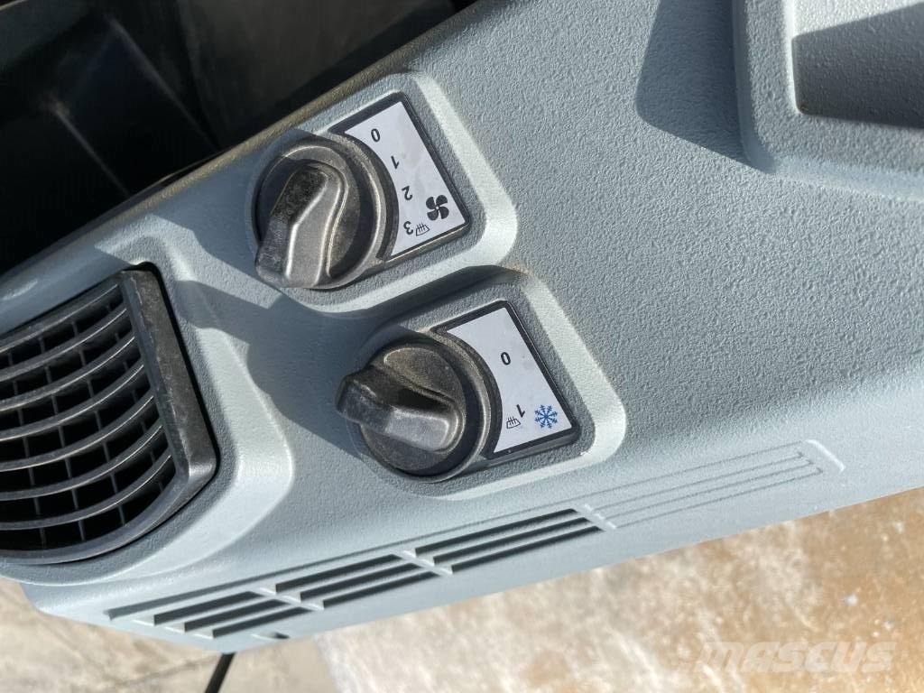 Bomag BW 213 D-5 Enkelt tromle