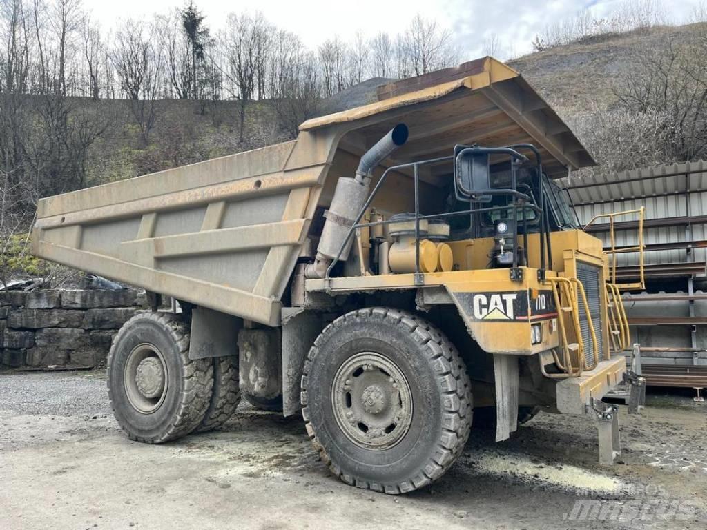 CAT 771D Knækstyrede dumpere