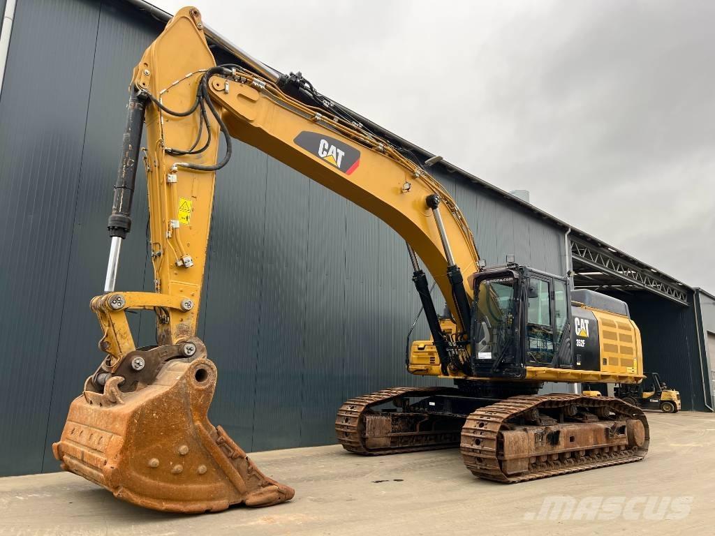 CAT 352F Gravemaskiner på larvebånd