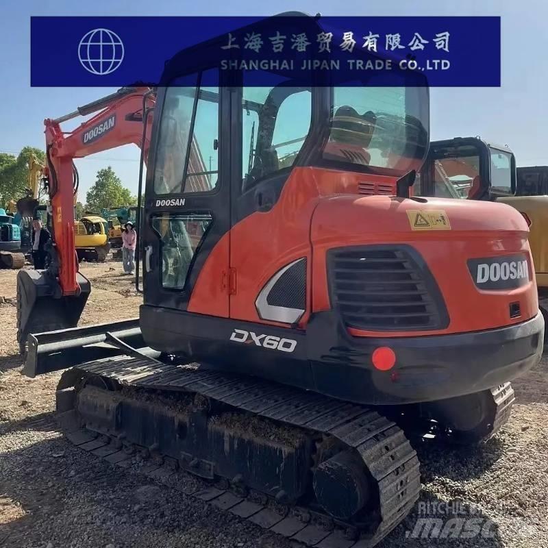 Doosan DX 60 Gravemaskiner på larvebånd