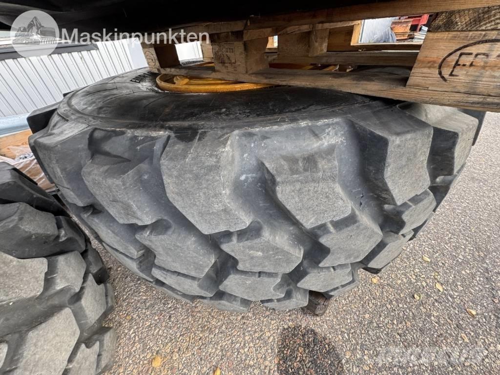 Trelleborg EMR1030 Dæk, hjul og fælge