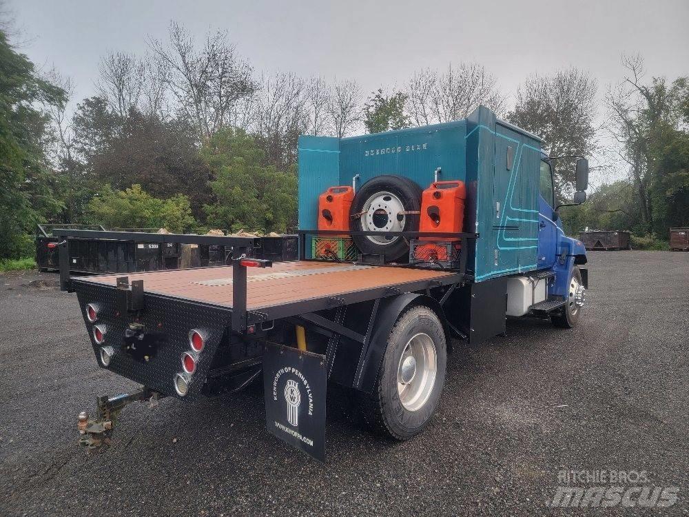 Hino 338 Lastbil med lad/Flatbed