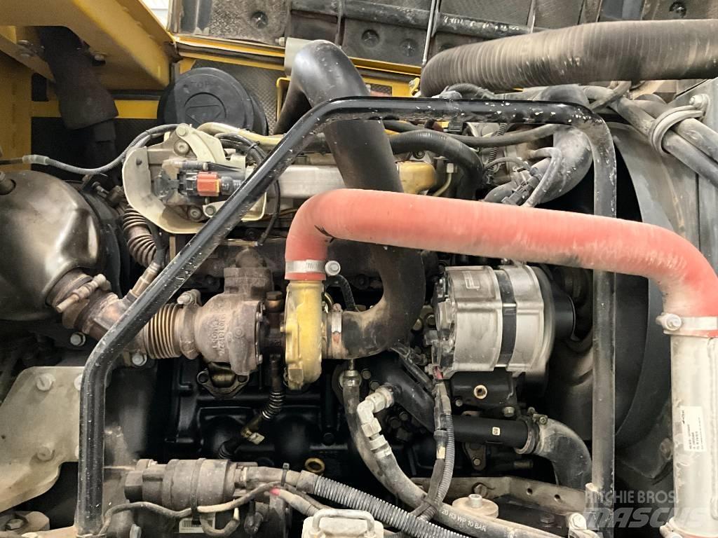 Neuson EW 100 Gravemaskiner på hjul