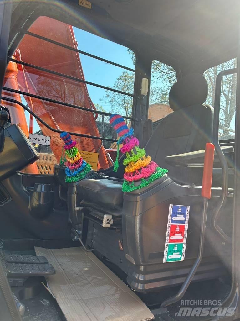 Hitachi ZX 120 Midi-gravemaskiner 7t - 12t
