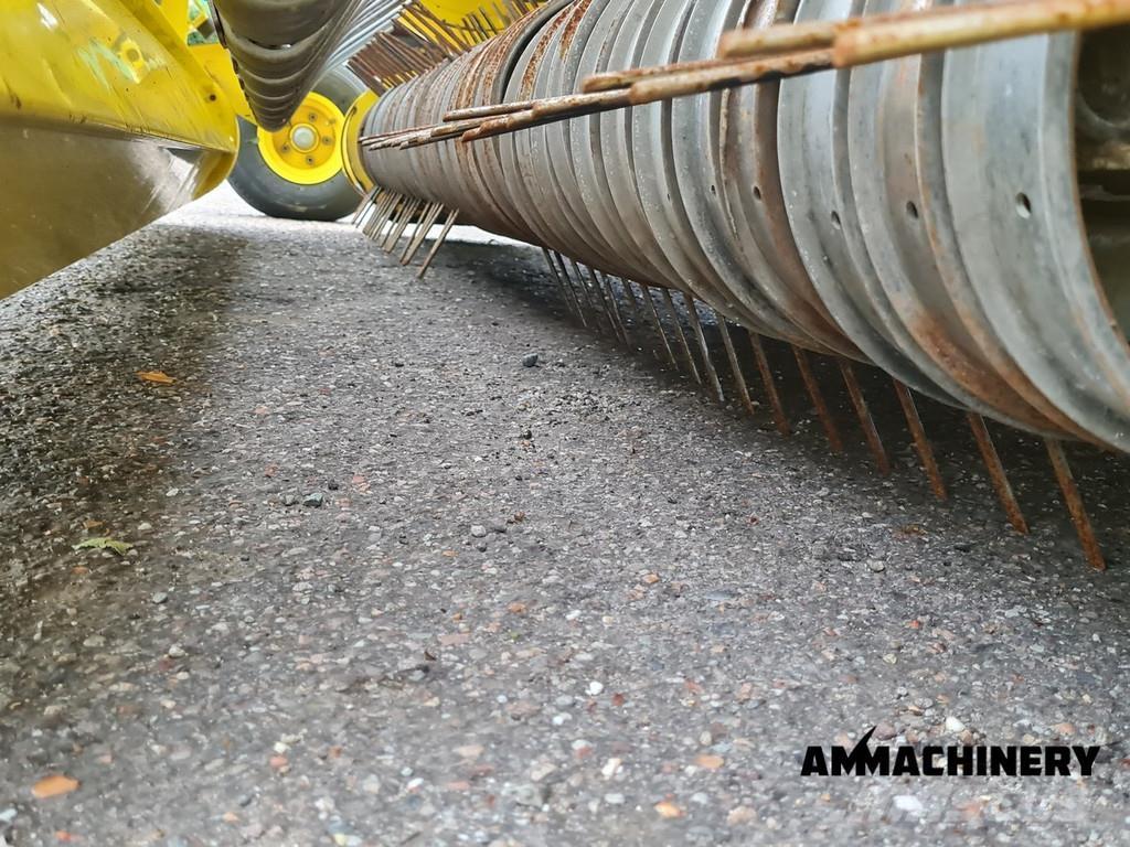 John Deere 9900 i Grønthøster