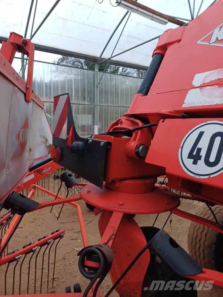 Kuhn GF 13012 River og høvendere