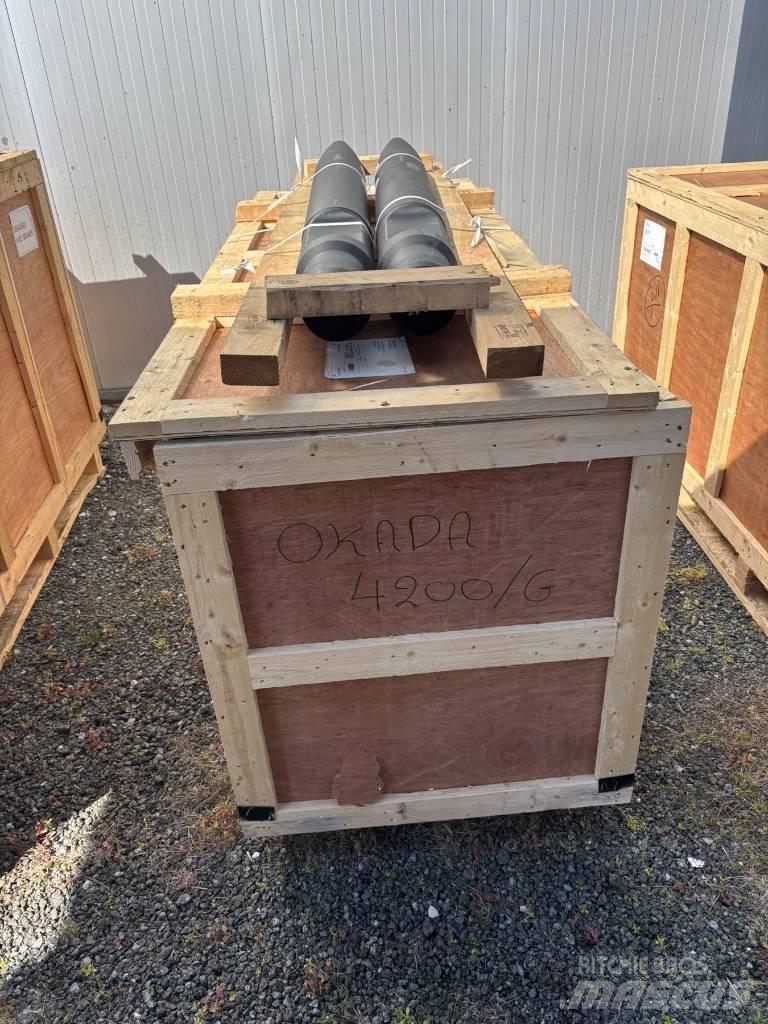 Okada 4200/GFXF Hydraulik / Trykluft hammere