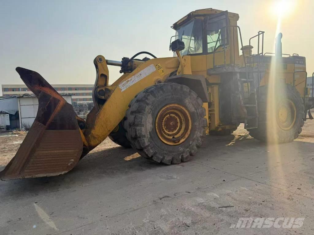 Komatsu WA 600-3 Læssemaskiner på hjul