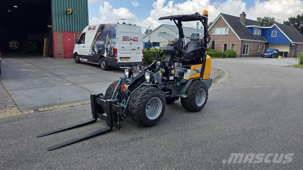 GiANT G 1500 X-tra Læssemaskiner på hjul