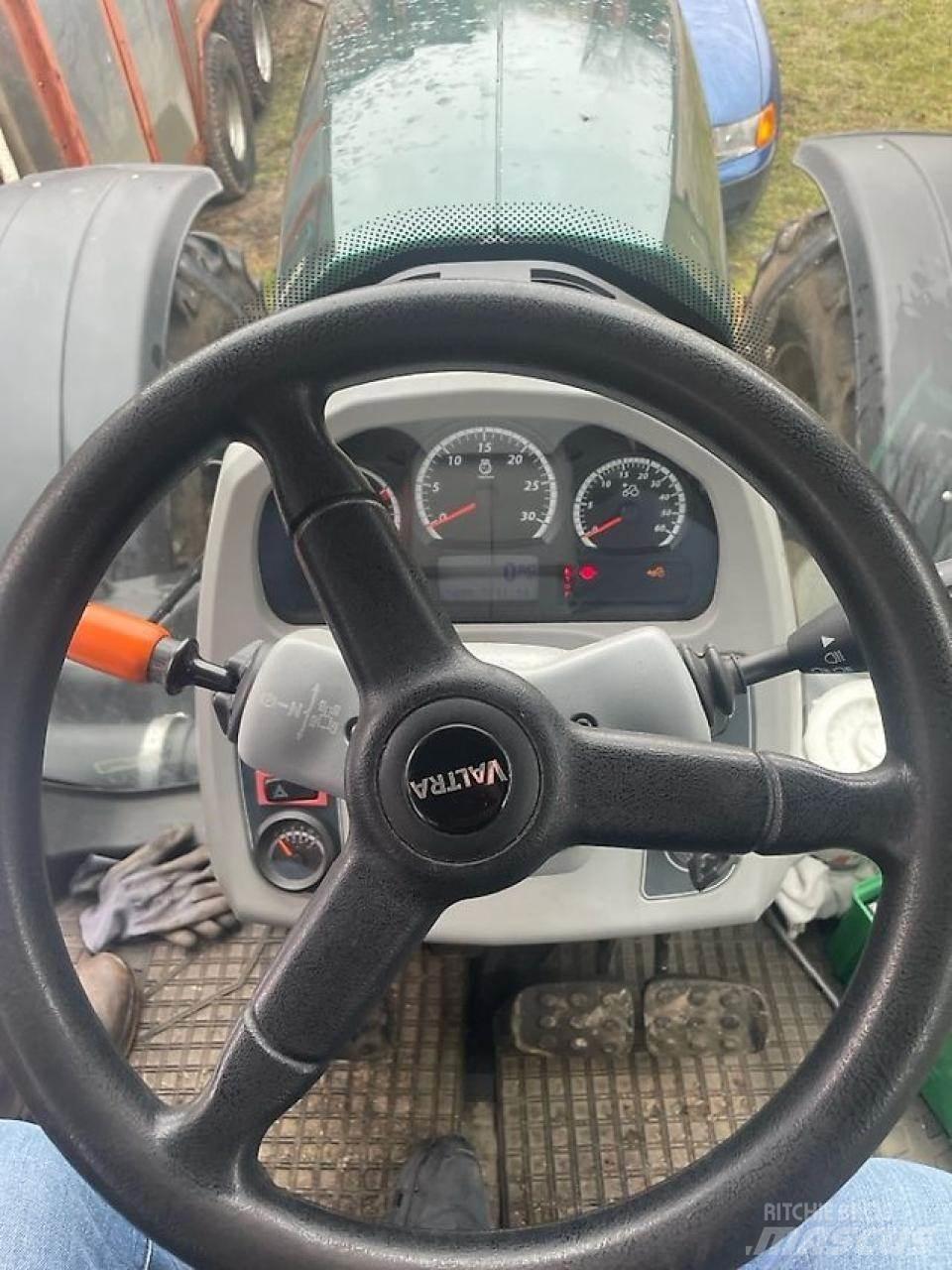 Valtra T 174 E Traktorer