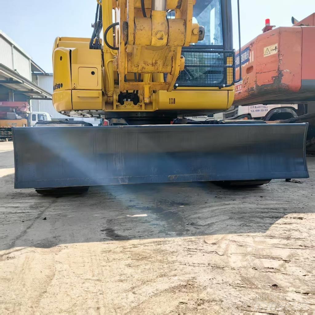 Komatsu PC 128 US Midi-gravemaskiner 7t - 12t