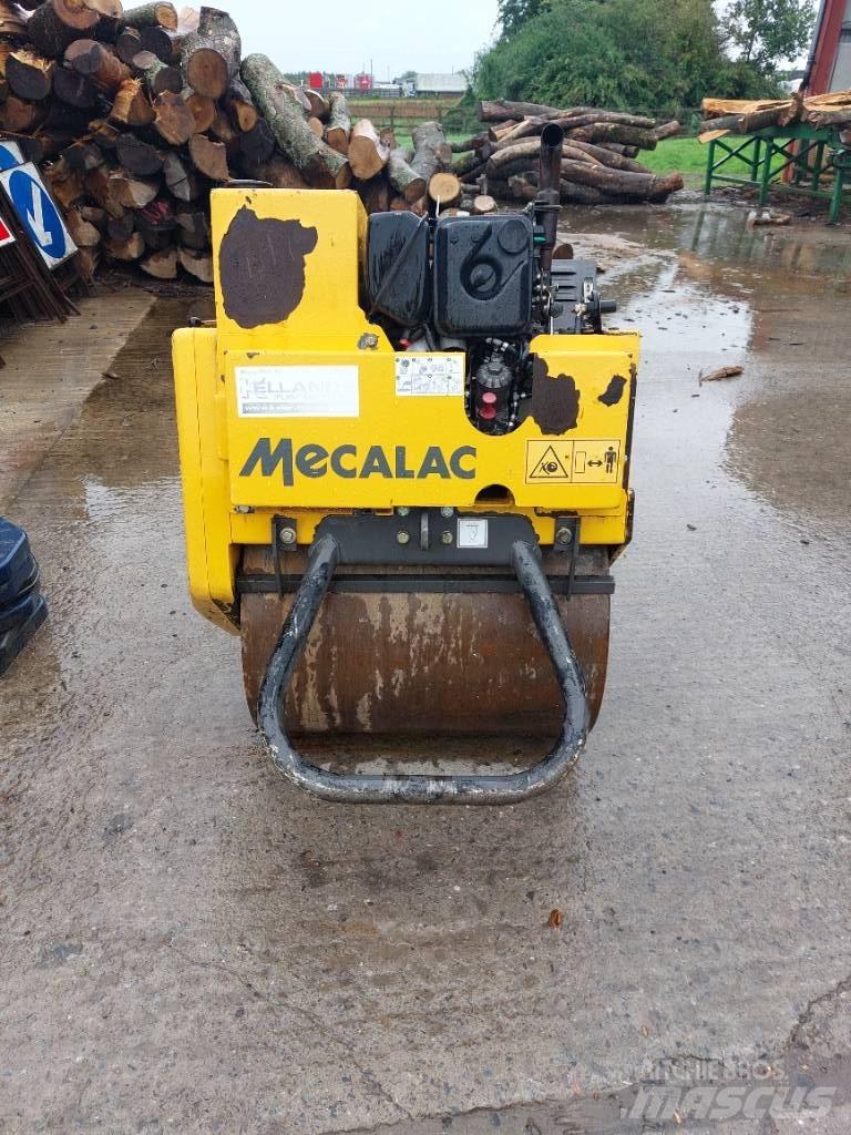 Mecalac MBR71 Enkelt tromle