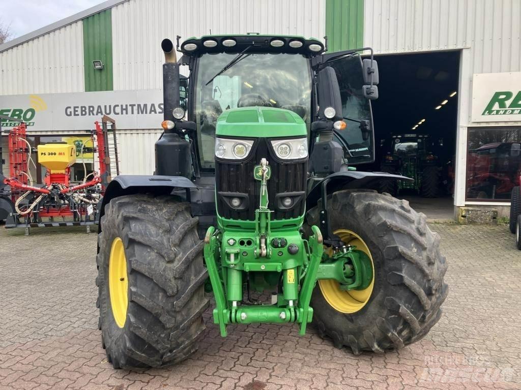 John Deere 6250R Traktorer