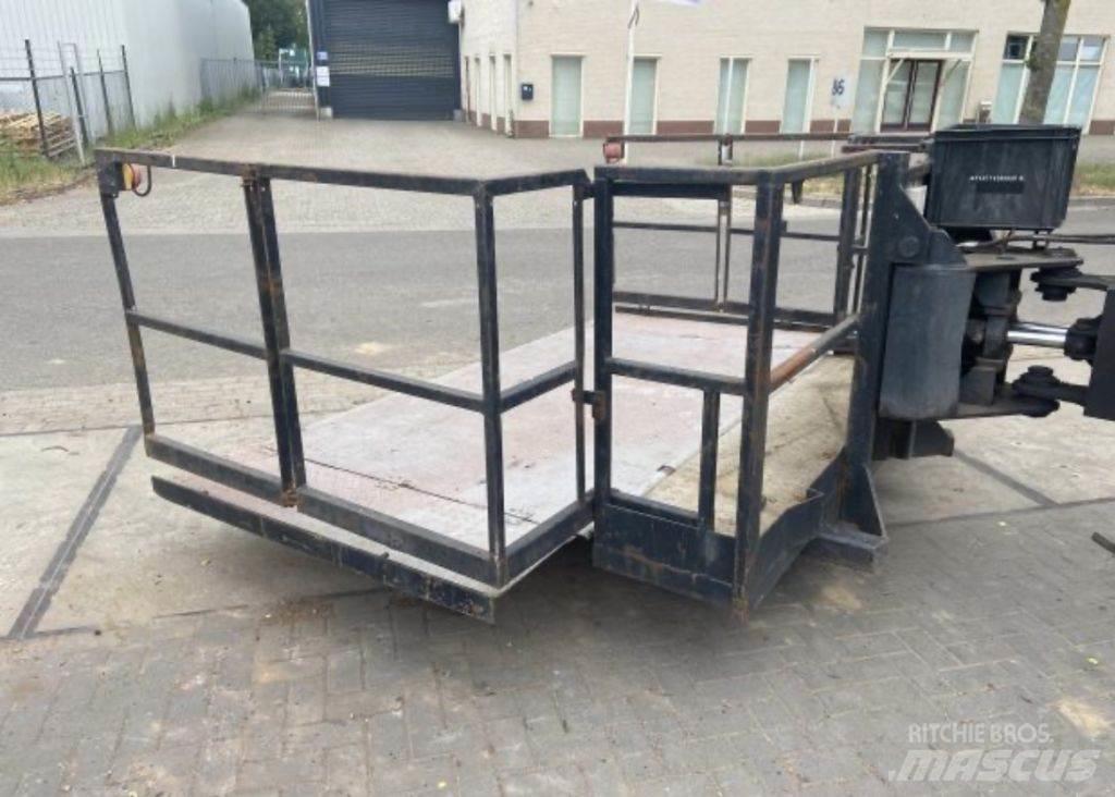 Manitou MRT2540 Teleskoplæssere