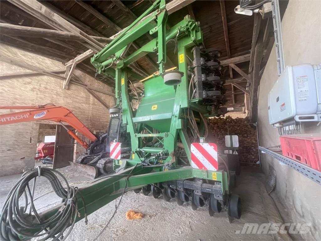 John Deere 750 A Såmaskine