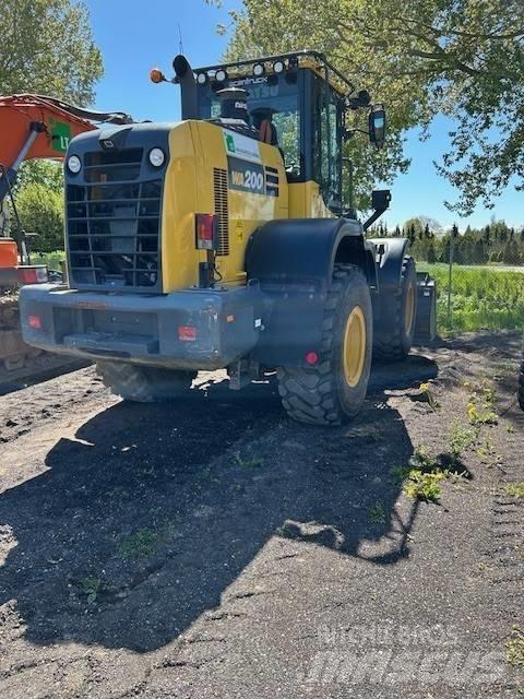 Komatsu WA200-8 Læssemaskiner på hjul
