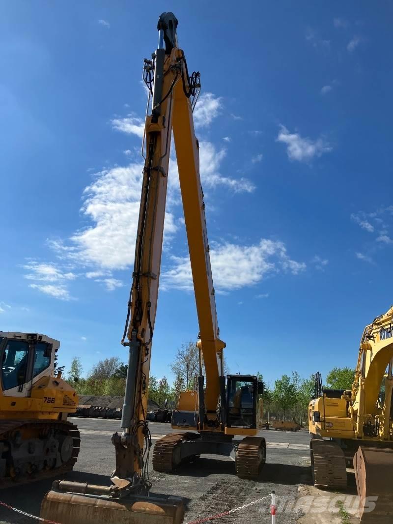 Liebherr R936 Gravemaskiner på larvebånd