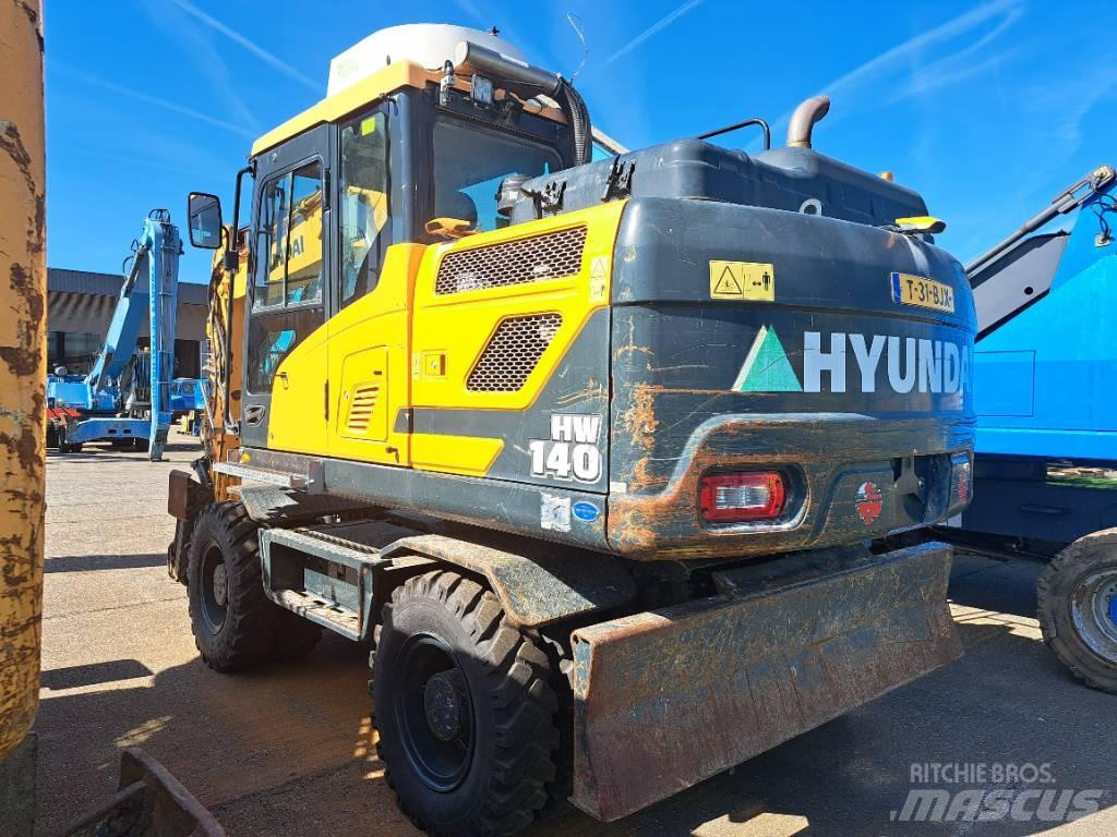 Hyundai HW140 Gravemaskiner på hjul