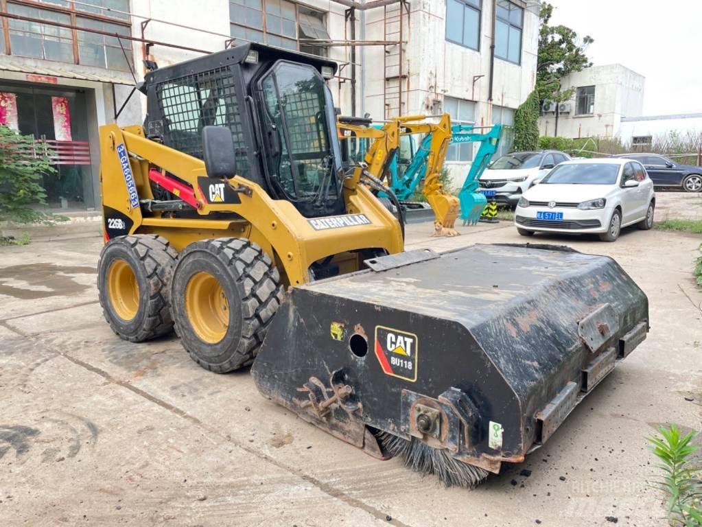 CAT 226B Minilæsser - skridstyret