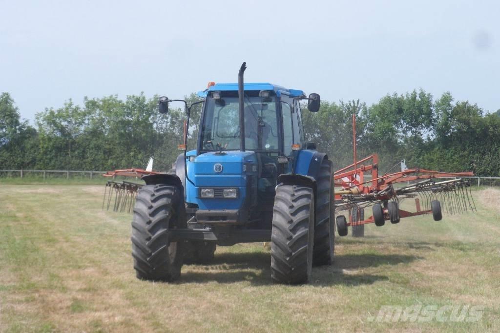 New Holland 8340 Traktorer