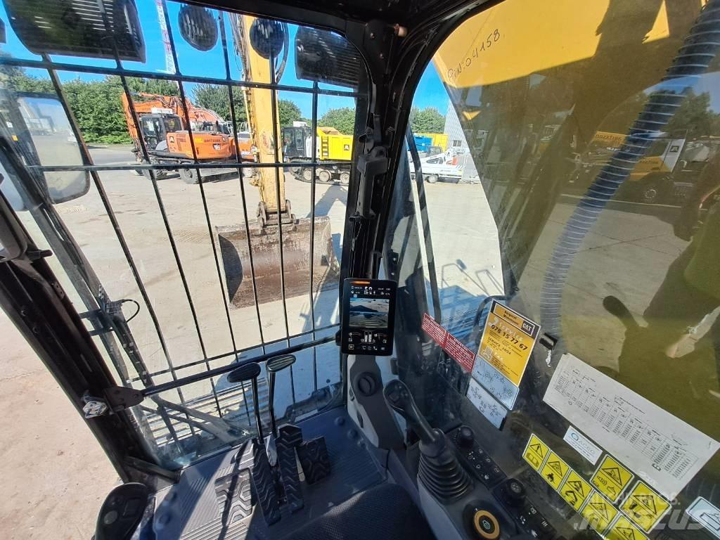 CAT 330 Gravemaskiner på larvebånd