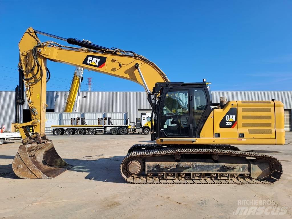 CAT 330 Gravemaskiner på larvebånd