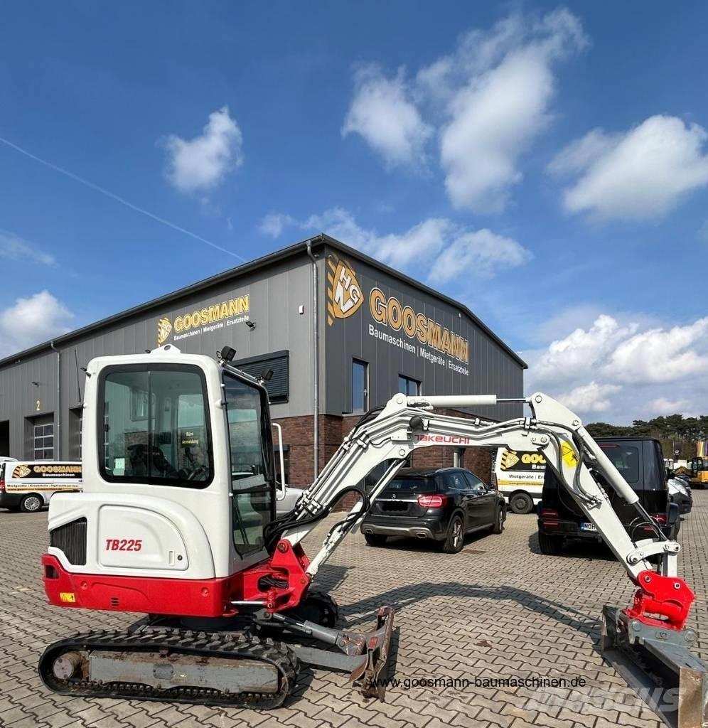 Takeuchi TB 225 Minigravemaskiner