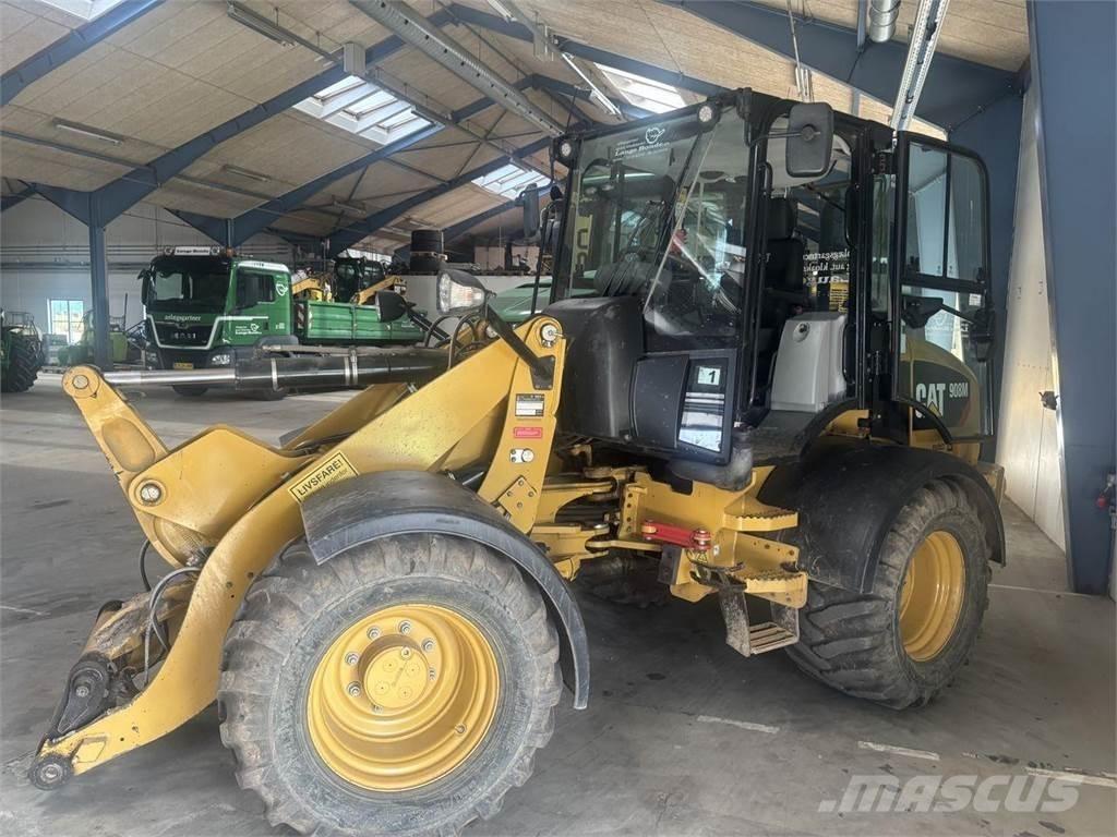 CAT 908M Læssere